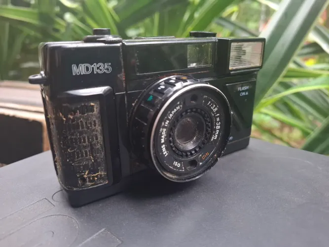 Camera Yashica MD135