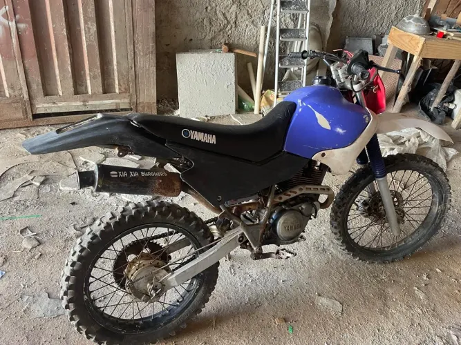 Moto trilha