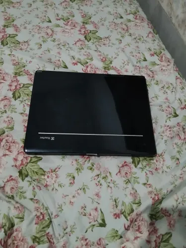 Vende-se um Notebook da marca itautec 