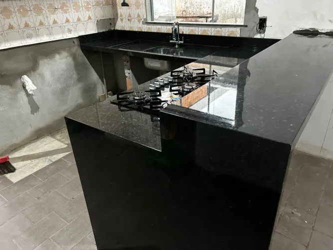 Pias de mármore e granito peças em geral metro quadrado apartir de 350