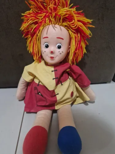 Emilia Sitio do Pica Pau- aprox 40cm - usado ( no estado) 80 reais