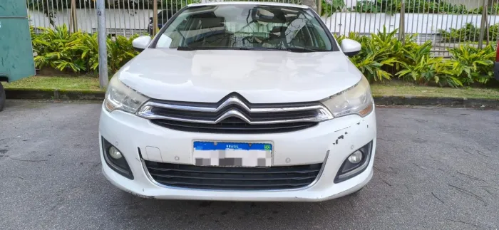 Citroen C4 Lounge Exclusive 1.6 Turbo 4P Aut. 2014