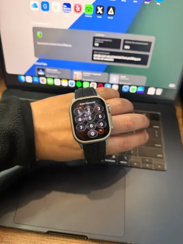 Apple Watch Ultra 2 Natural Titanium