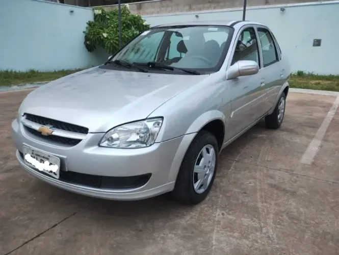 Chevrolet Classic Advantage 1.0 VHC Flexpower 4P 2015