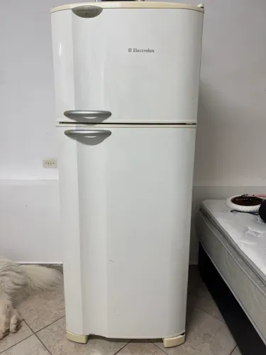 Geladeira Electrolux Frost Free DC45 380L - Funcionando Perfeitamente