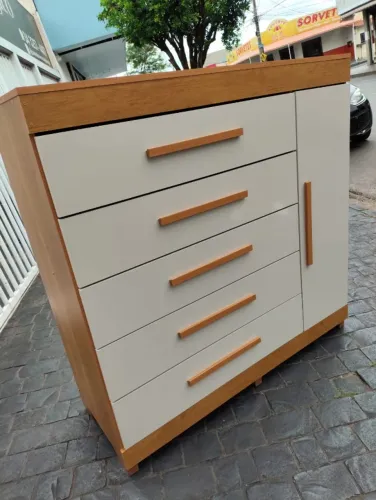 COMODA GIGANTESCAAAAAA