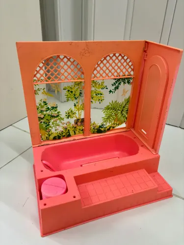 Sucata banheira da Barbie estrela