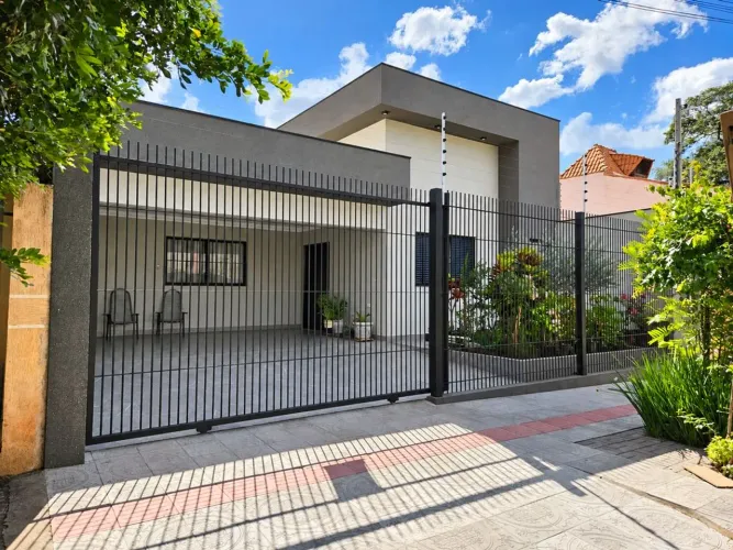 VENDO BELÍSSIMA CASA À VENDA  VILA MORANGUEIRA | MARINGÁ