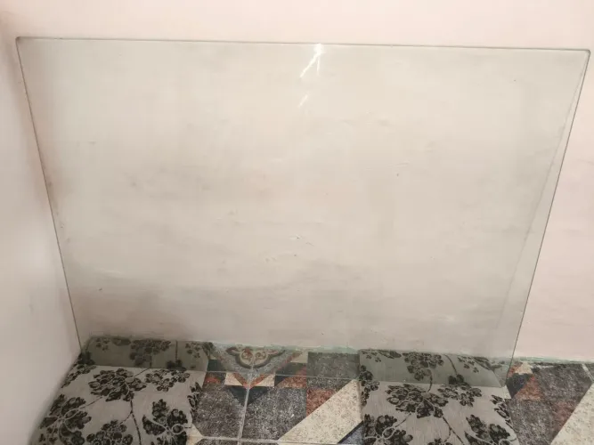 Tampo de mesa em vidro 130 x 96