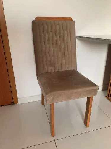 Mesa tampa de vidro com 4 cadeiras