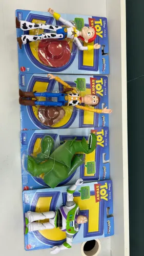 BONECO TOY STOY 18cm MATTEL ARTICULADO