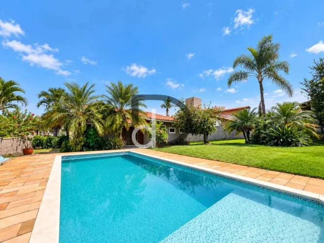 Casa com 4 dormitórios para alugar, 330 m² por R$ 10.150,28/mês - Condomínio Marambaia - V