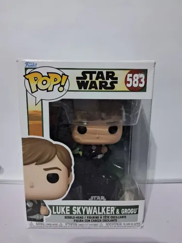 Funko pop Luke Skywalker and grogu