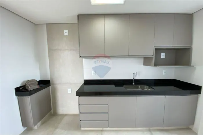 Apartamento novo à venda no centro de Lavras - 2 quartos, sendo 1 suíte e garagem.