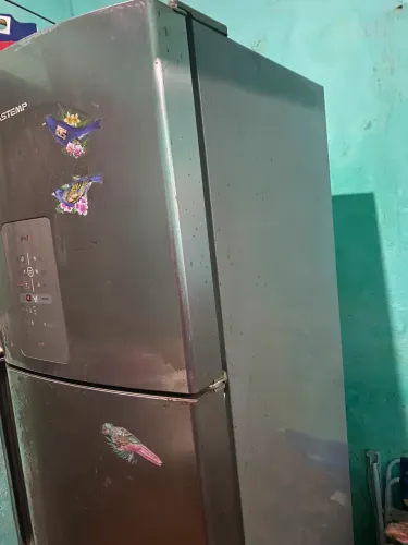 Geladeira funcionando perfeitamente 