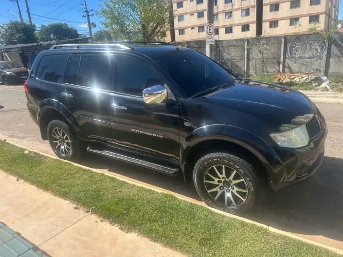 Mitsubishi Pajero Dakar 3.2 4X4 T.i. Dies. 5P Aut. 2011