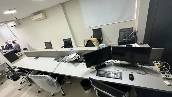 Mesao de trabalho 4.5 por 1.20 pronta entrega