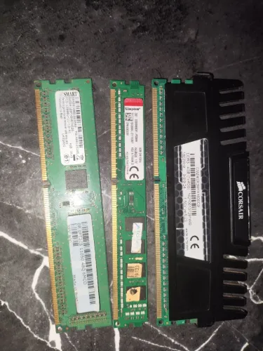 Memória ram ddr3 4GB (12GB)