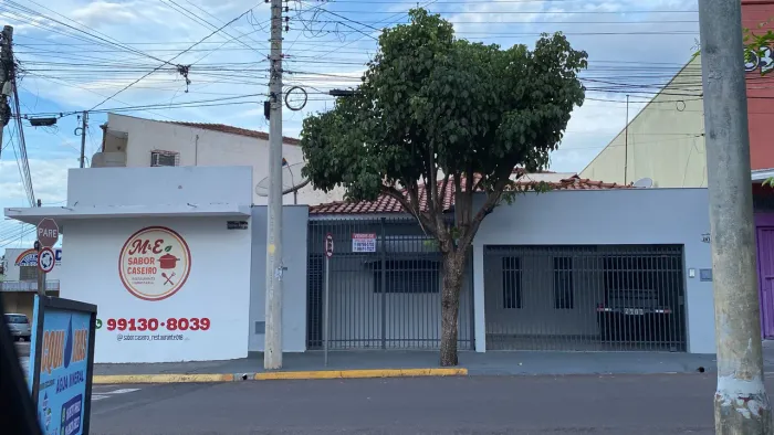 Vendo Imóvel Residencial + Salão Comercial de Esquina