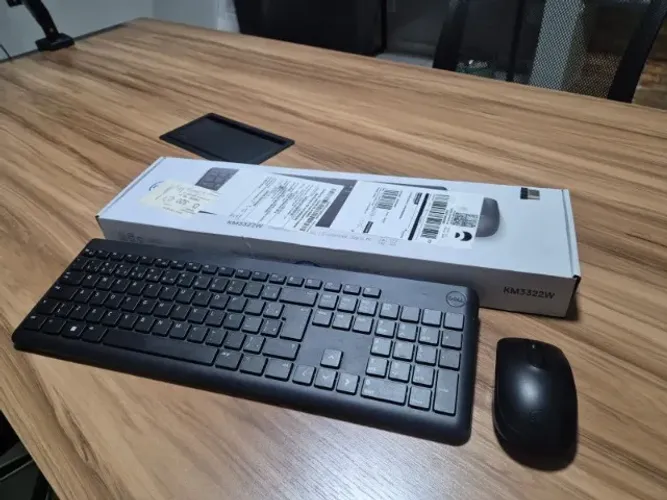 Kit Teclado E Mouse Sem Fio Dell KM3322W Preto Excelente Estado Novíssimo