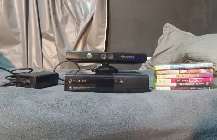 Xbox 360 super slim + kinect + 7 jogos originais