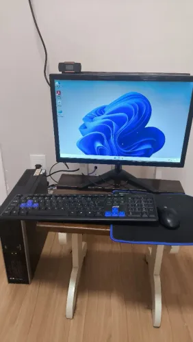 Monitor 19 + brindes
