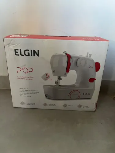 Máquina de costura ELGIN