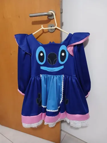 Vestido Stitch Tam. 07 anos feito a mão