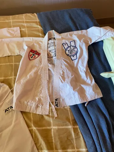 Kimono taekwondo infantil