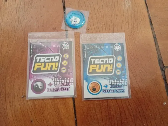Raridade! Lote anos 2000 brinde elma chips tecno fun (algumas lacradas)