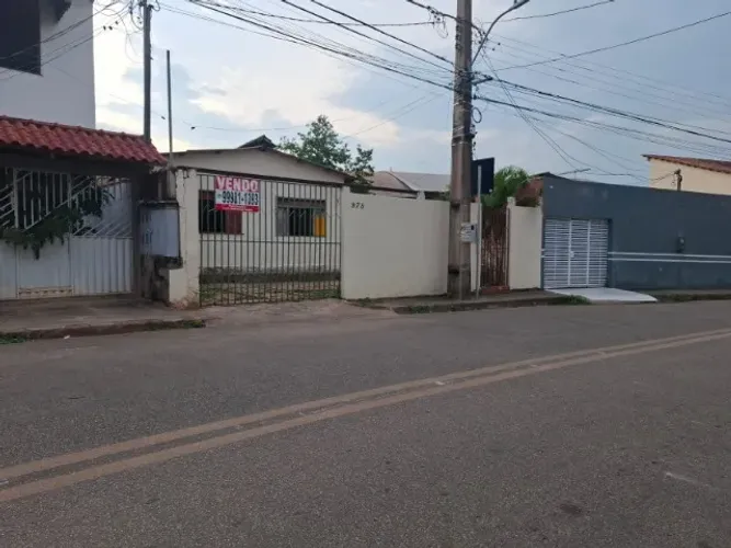 VENDO CASA CONJ TUCUMÃ COM TERRENO 450M²