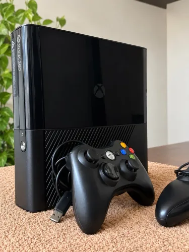 XBOX 360 SUPER SLIM + 80 JOGOS!