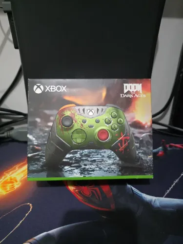 Controle Xbox Series X/S Doom The Dark Ages Edição Limitada Novo