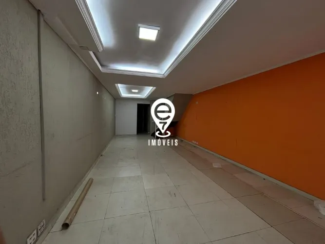 Loja para locação na Alameda Campinas, 2 pavimentos, vão livre, 200 m² - São Paulo / SP