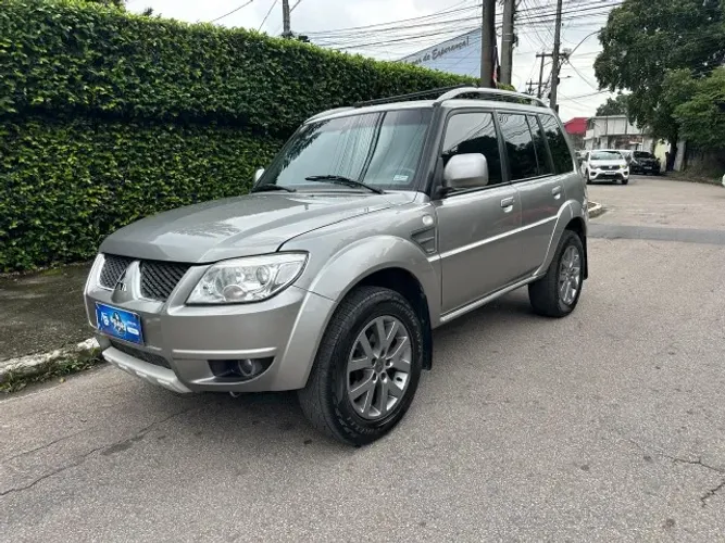 Mitsubishi Pajero TR4 2.0 Flex 16V 4X2 Aut. 2013