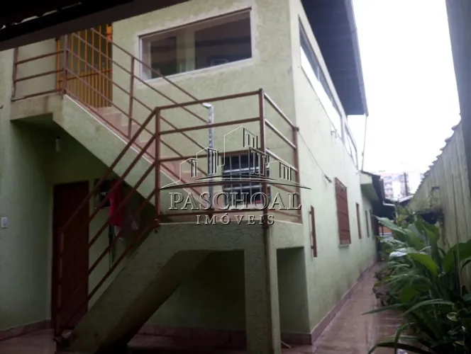 3 QUARTOS SENDO 1 SUÍTE NA AVIAÇÃO EM PRAIA GRANDE