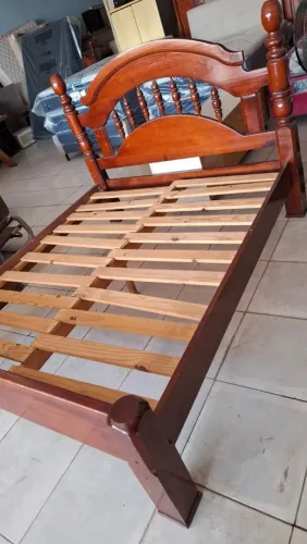 Cama Queen