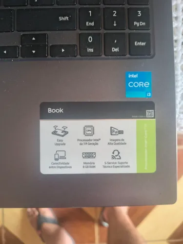 Vendo notebook Samsung book 1TB HD com fonte de carregamento original