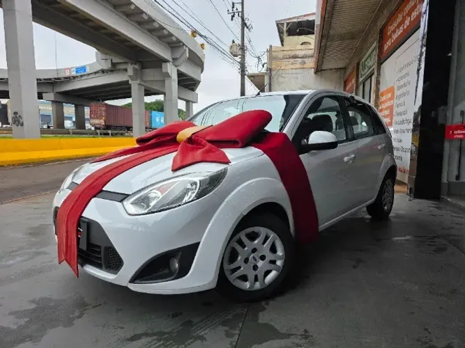 Ford Fiesta SE 1.6 8V Flex 5P 2014