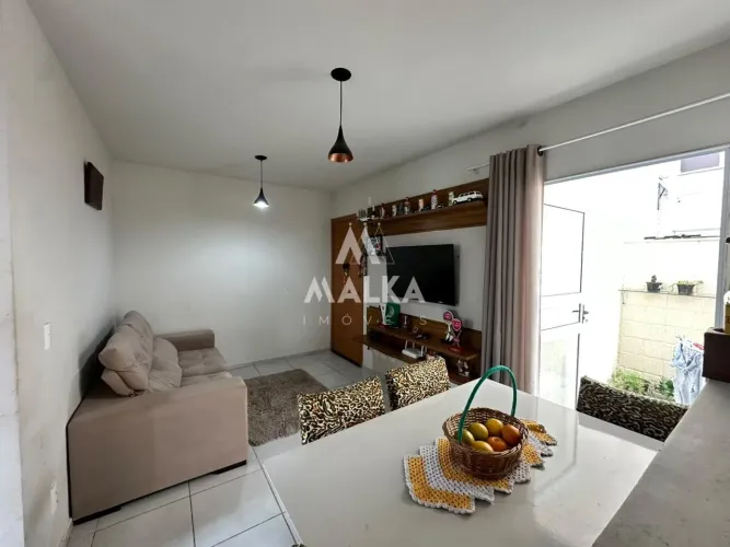 Apartamento à Venda no Parque Flores do Mar com 2 Dormitórios 48 m² e Vaga de Garagem em S