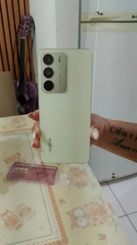 Realme C75 