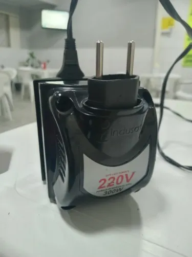 Transformador 220v para 110v 300W INDUSAT