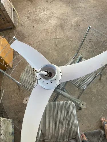 2 ventiladores de teto com todos componentes e controle remoto !