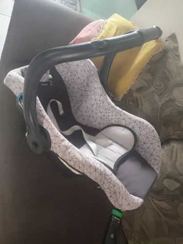 Cadeirinha /Bebê Conforto. Ótimo Estado.