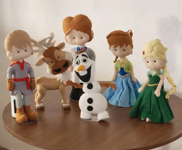 Artesanato em feltro tema frozen