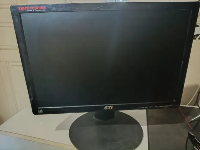 Monitor Usado