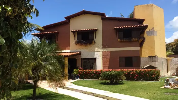 Casa com Piscina e 5 quartos à venda no Condomínio Bosque Rio Mar na Barra do Santo Antôni