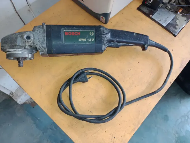 Esmerilhadeira lixadeira Bosch gws 12U 1200 watts 220 volts