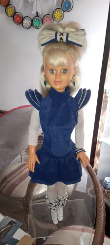 Boneca Xuxa MÉDIA Mimo roupa azul