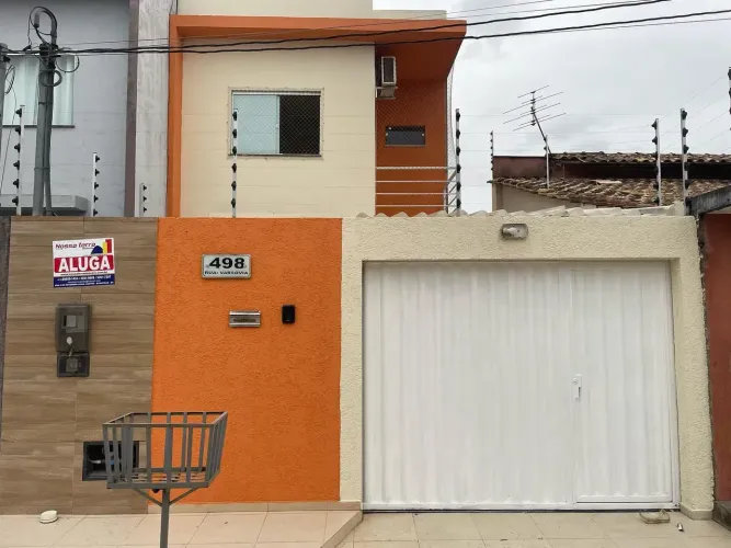 Duplex no Bairro Dinah Borges